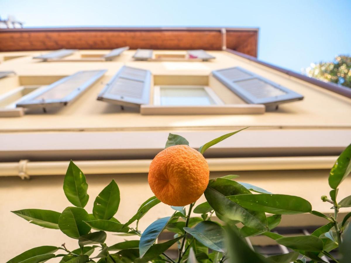 The Best Rent - Studio Nearby Sant'Agostino Metro Милан Экстерьер фото
